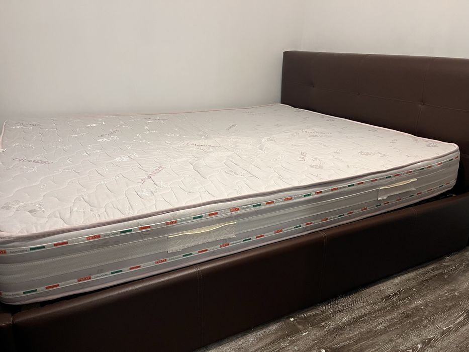 Pat de mijloc plus saltea