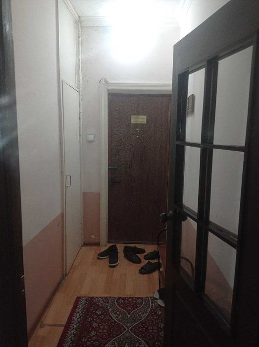 Чиланзар - 21 кв, 2/4/4 балкон 1,5х3