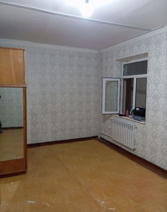 Чирчик шахар
2-микрораён  
#1-хона 2-етаж 
Квартира ижарага берилад