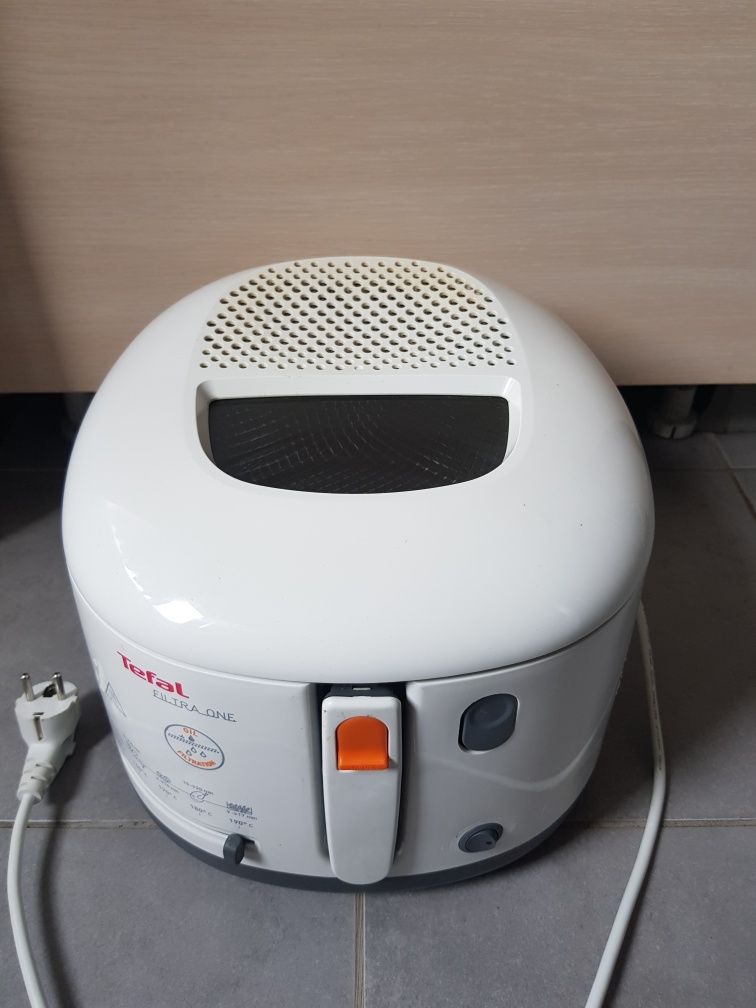 Фритюрник марка Tefal