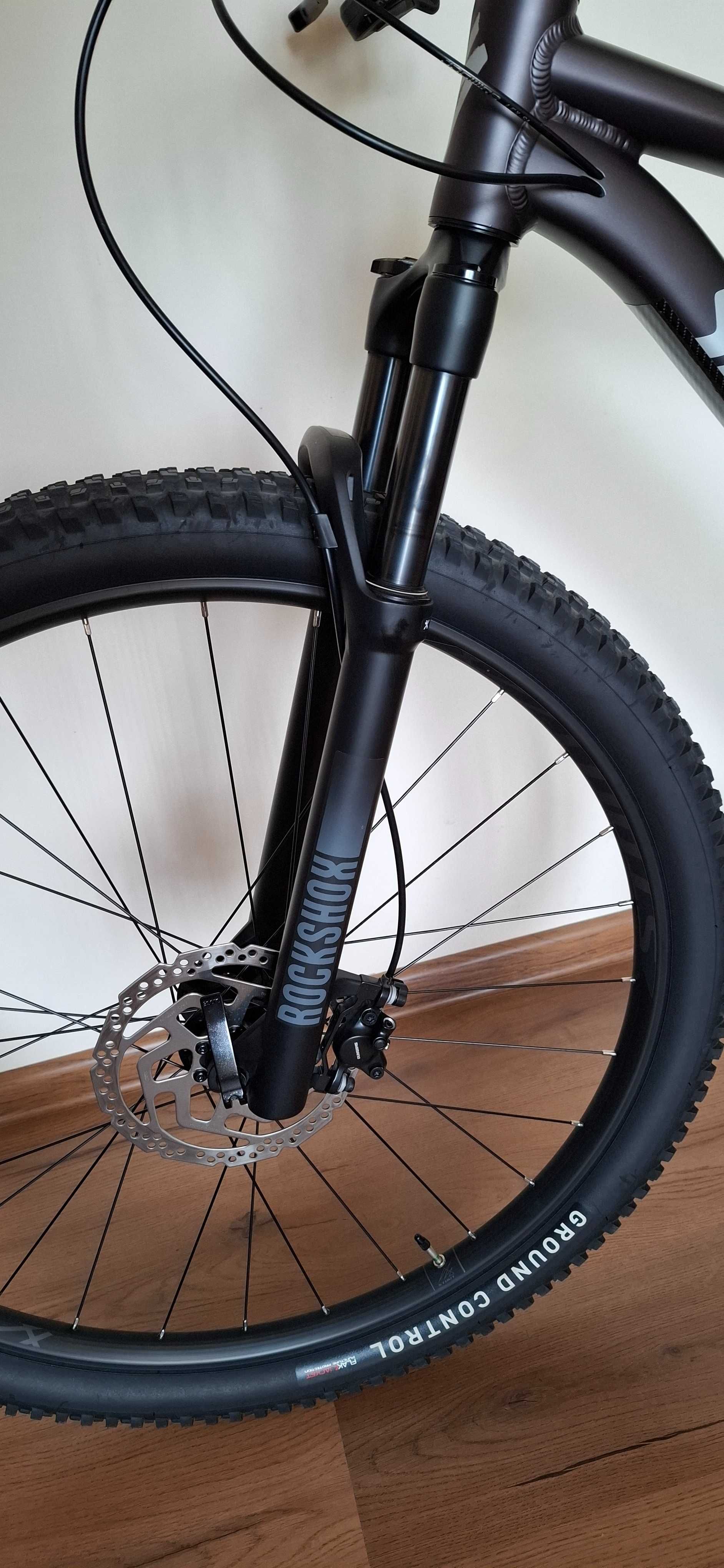 Велосипед 29 Specialized Rockhopper