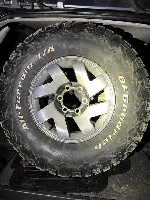 Set roti 6x139,7 R16 cu BfGoodrich AT KO2