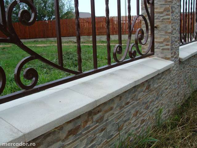 Prefabricate din beton,Borduri,Placi,Dale,Palarii si coame pt gard