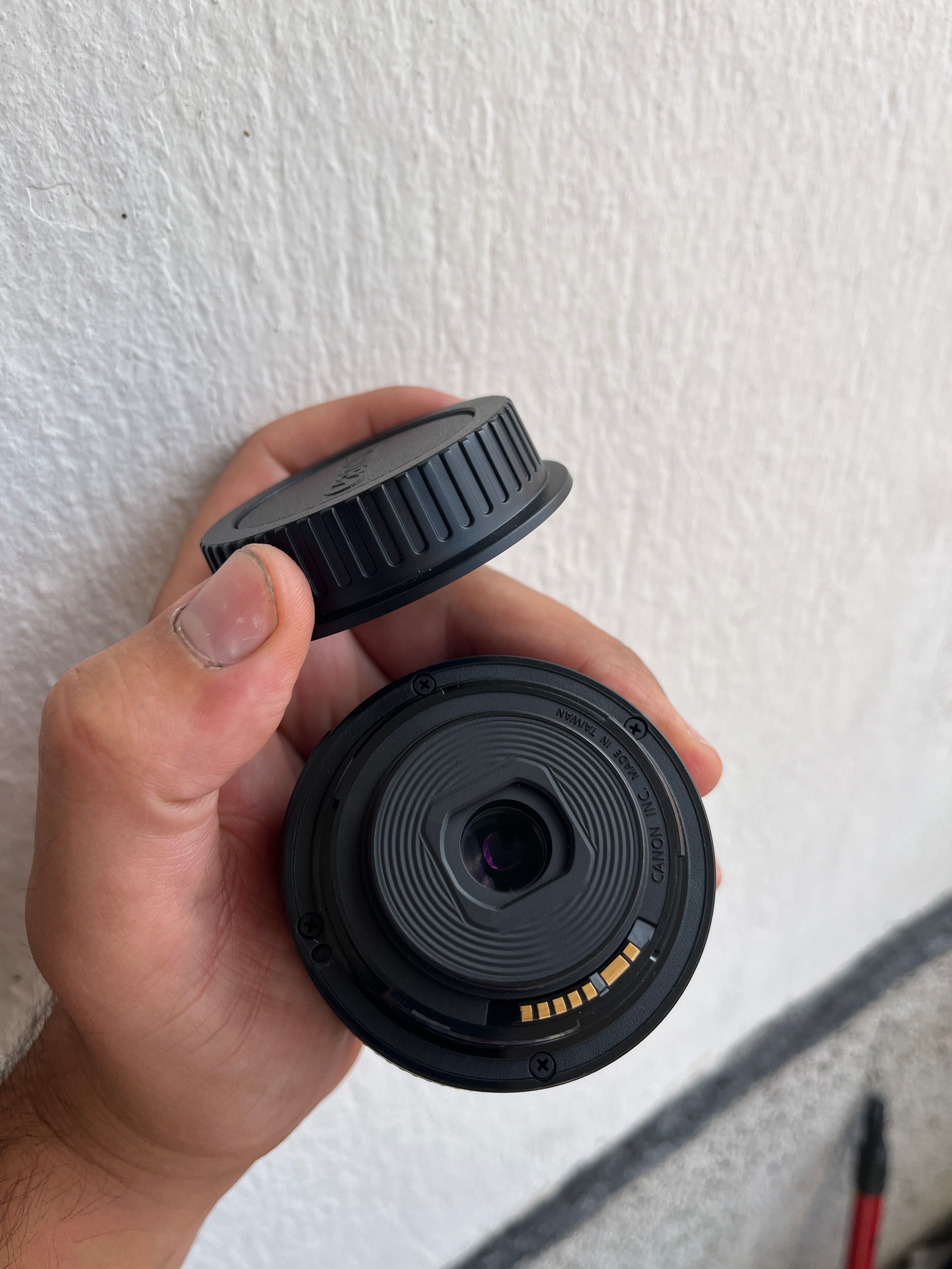 Обектив за Canon