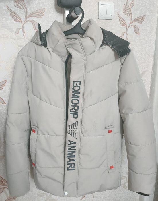 Продается зимние куртки и пальто