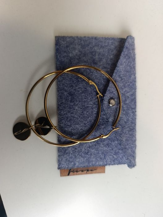 Дамски обици Flika