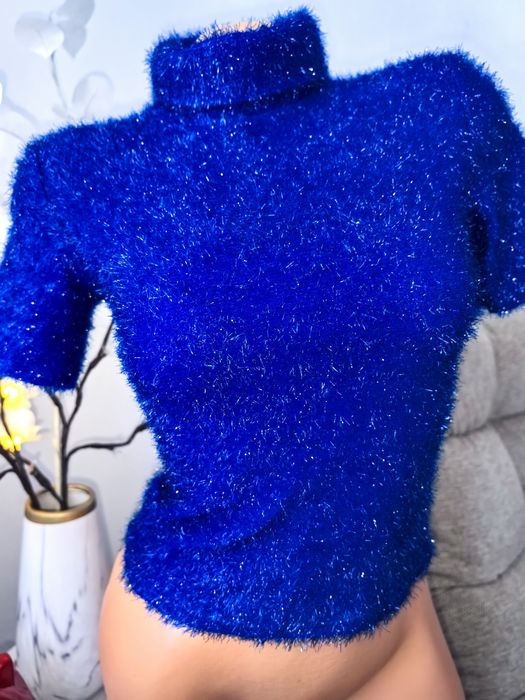 Top elegant mărimea S nou