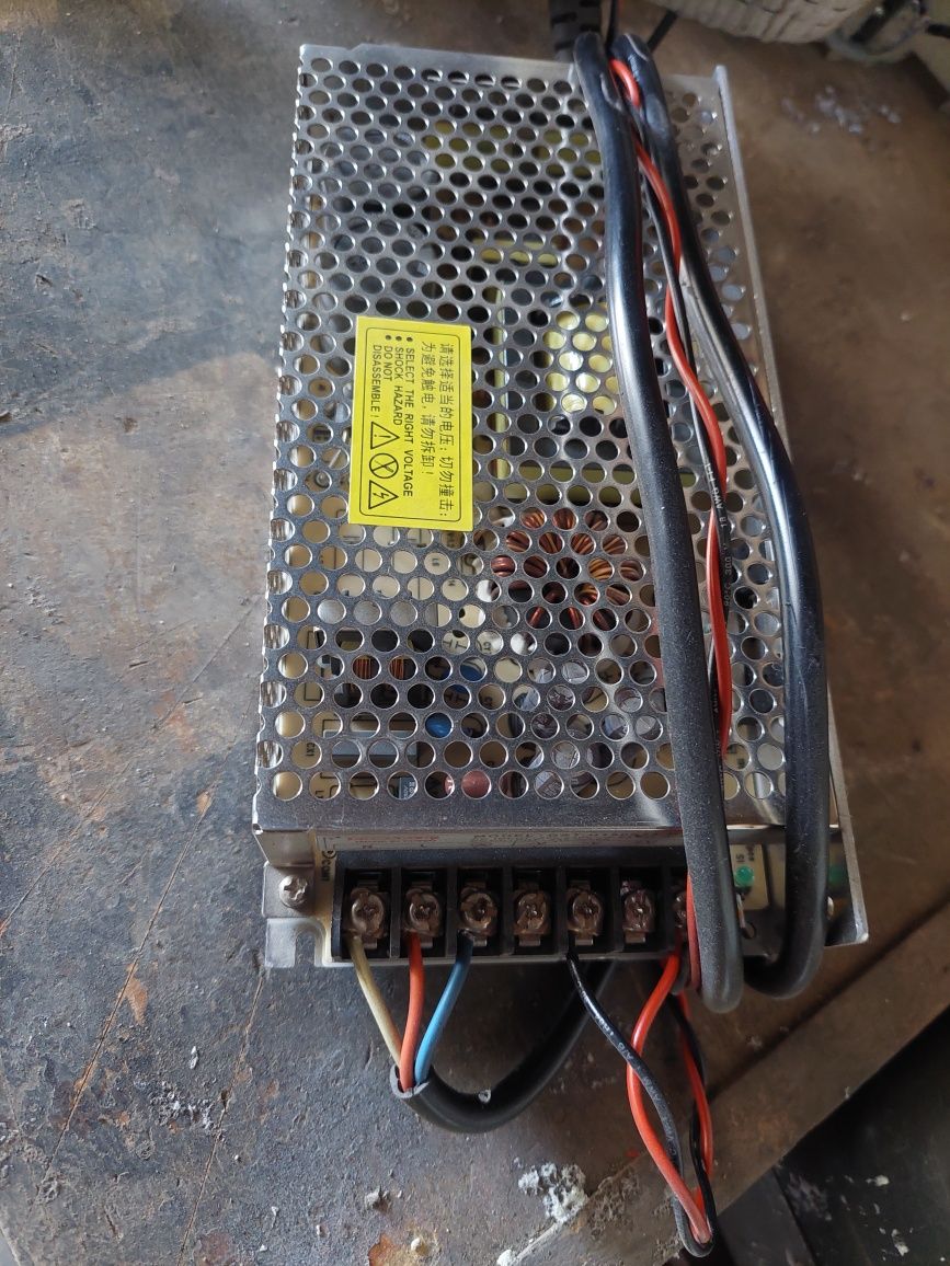Продам блоки питания 24 V количестве 20 штук
