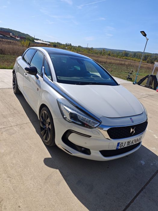 Vând Citroen ds5 impecabil