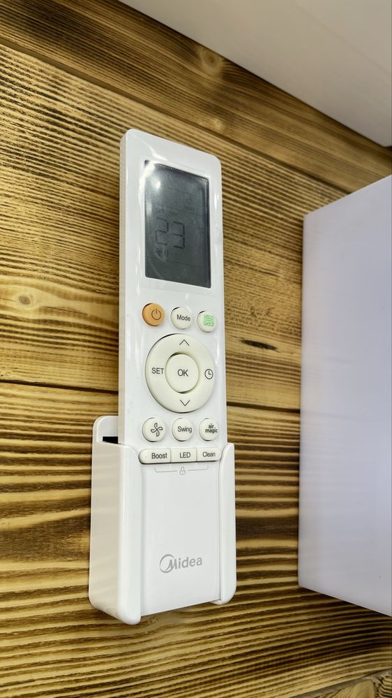 Шоу- рум MIDEA кондиционер ALBA- 18,000 Btu / wi-fi / inverter