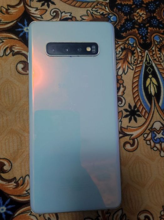 Samsung s 10 sotiladi