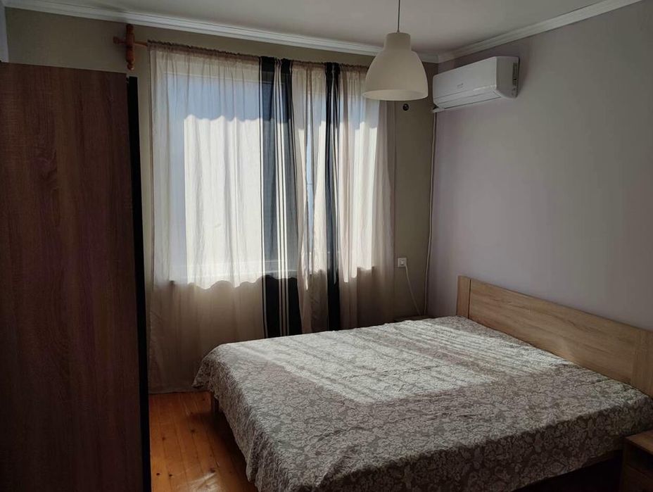 Тристаен апартамент под наем в кв. Каменица 2
