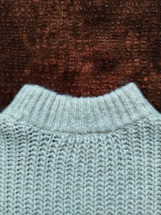 Vând pulover de dama