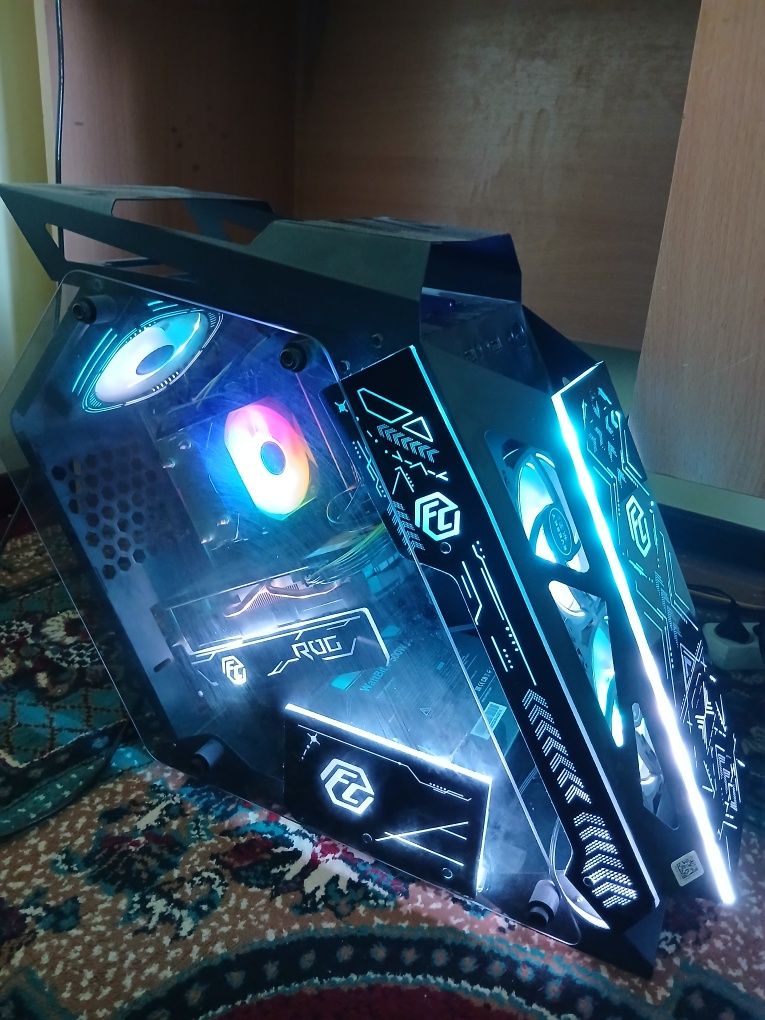 Full komplek kompyuter