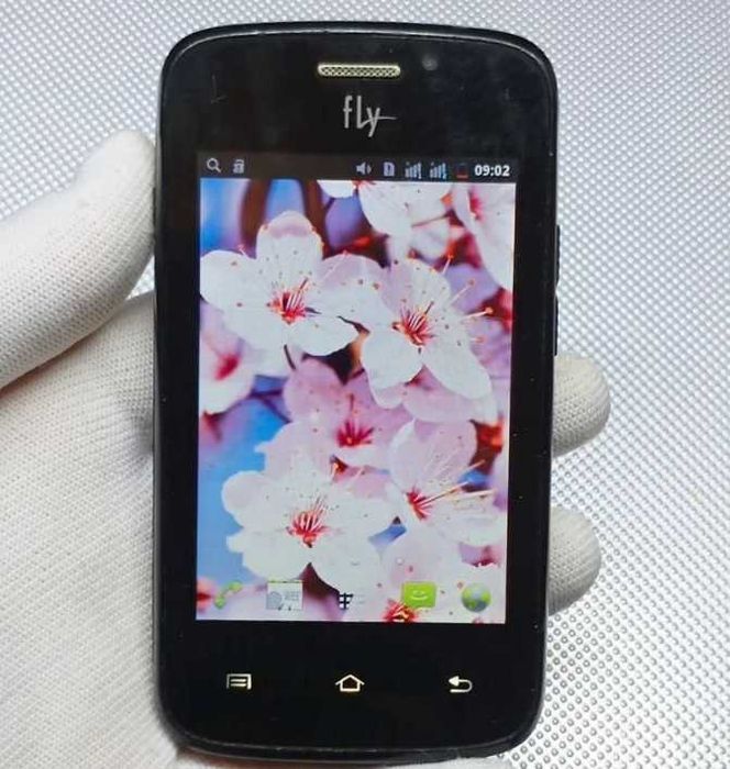 Ностальгический смартфон Fly IQ239 в рабочем состояние. 2 SIM