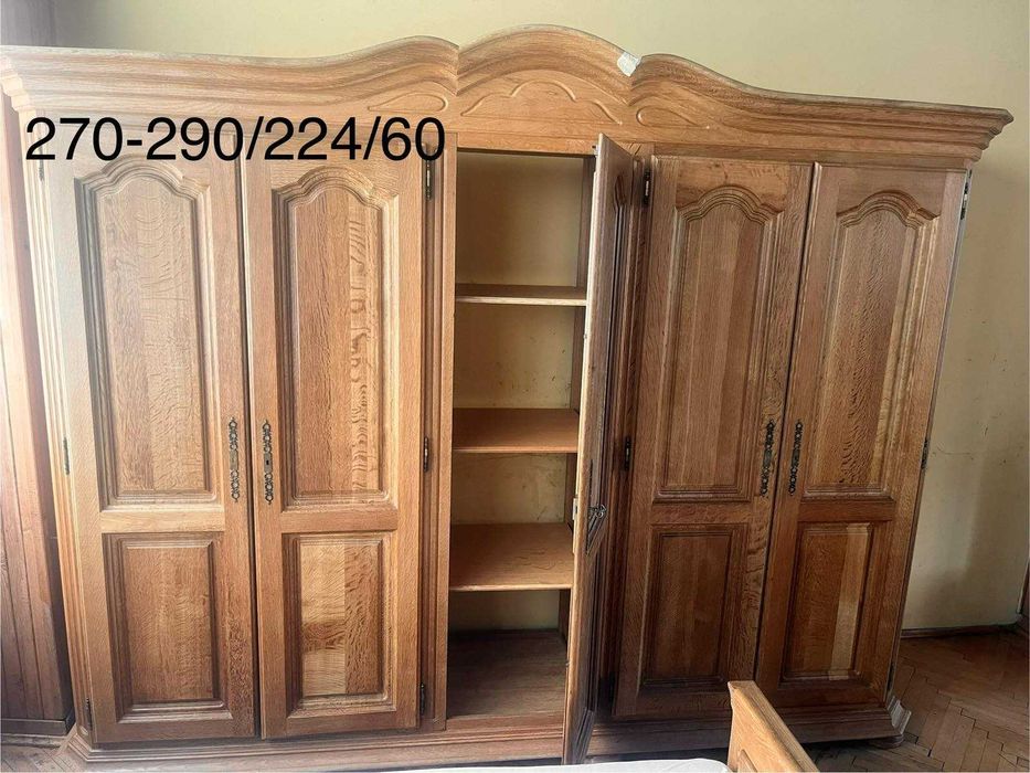 Масивна спалня и петкрилен гардероб