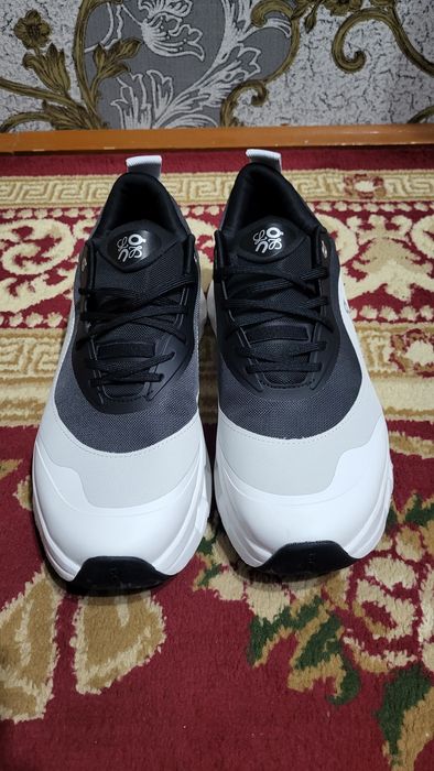 крассовки on claud yengi, новые