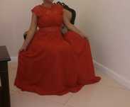 Vand rochie de ocazie