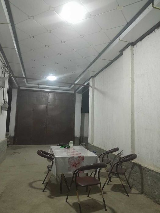 Uy sotiladi yaxshi joydan