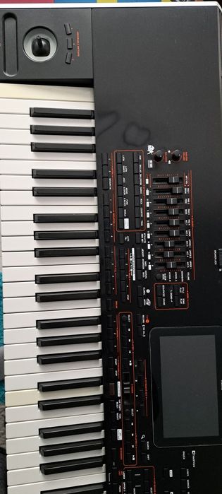 Korg PA4 76 taste + husă