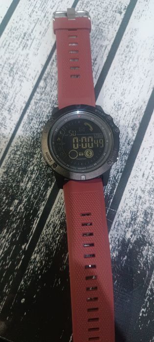 Часовник с блутут