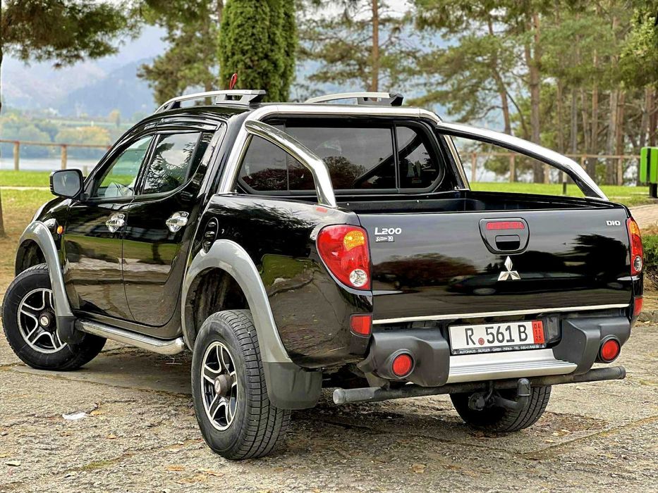 - IMPECABIL Mitsubishi L200 2.5Di-D178cp 44.000KM REALII Germania Full