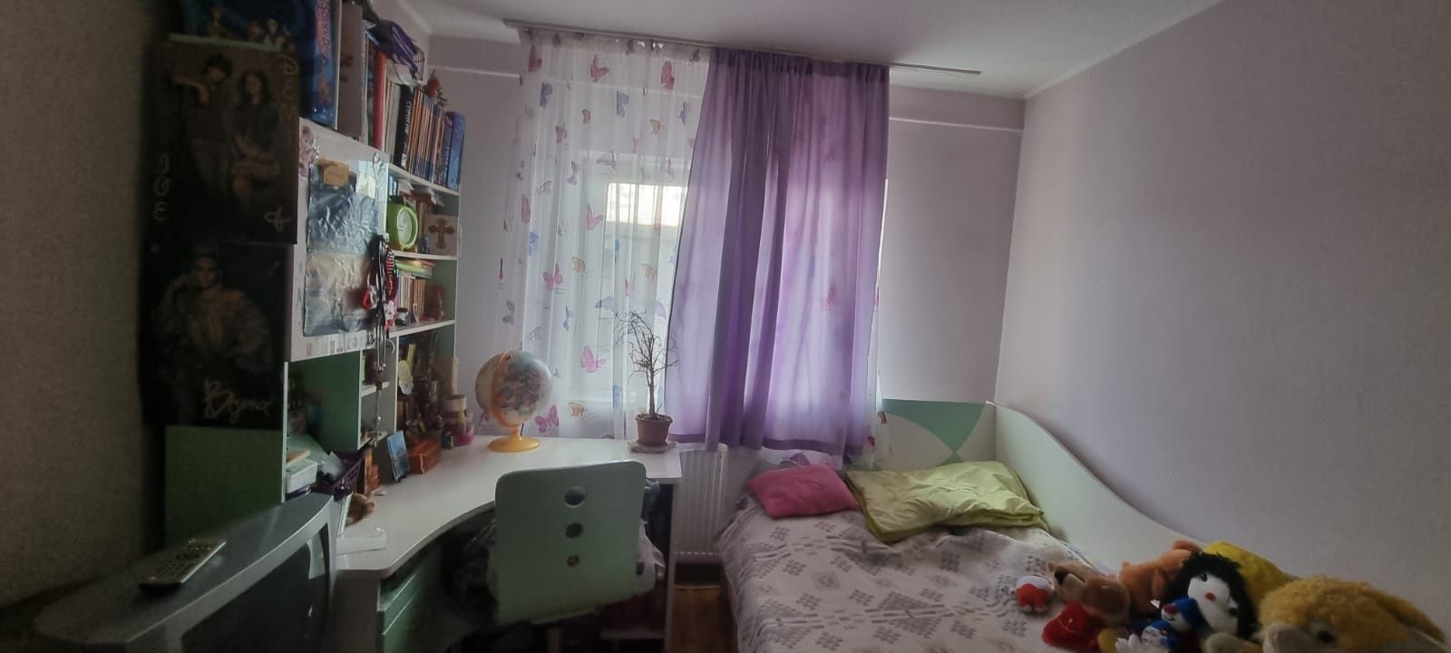 Vand apartament  3 camere