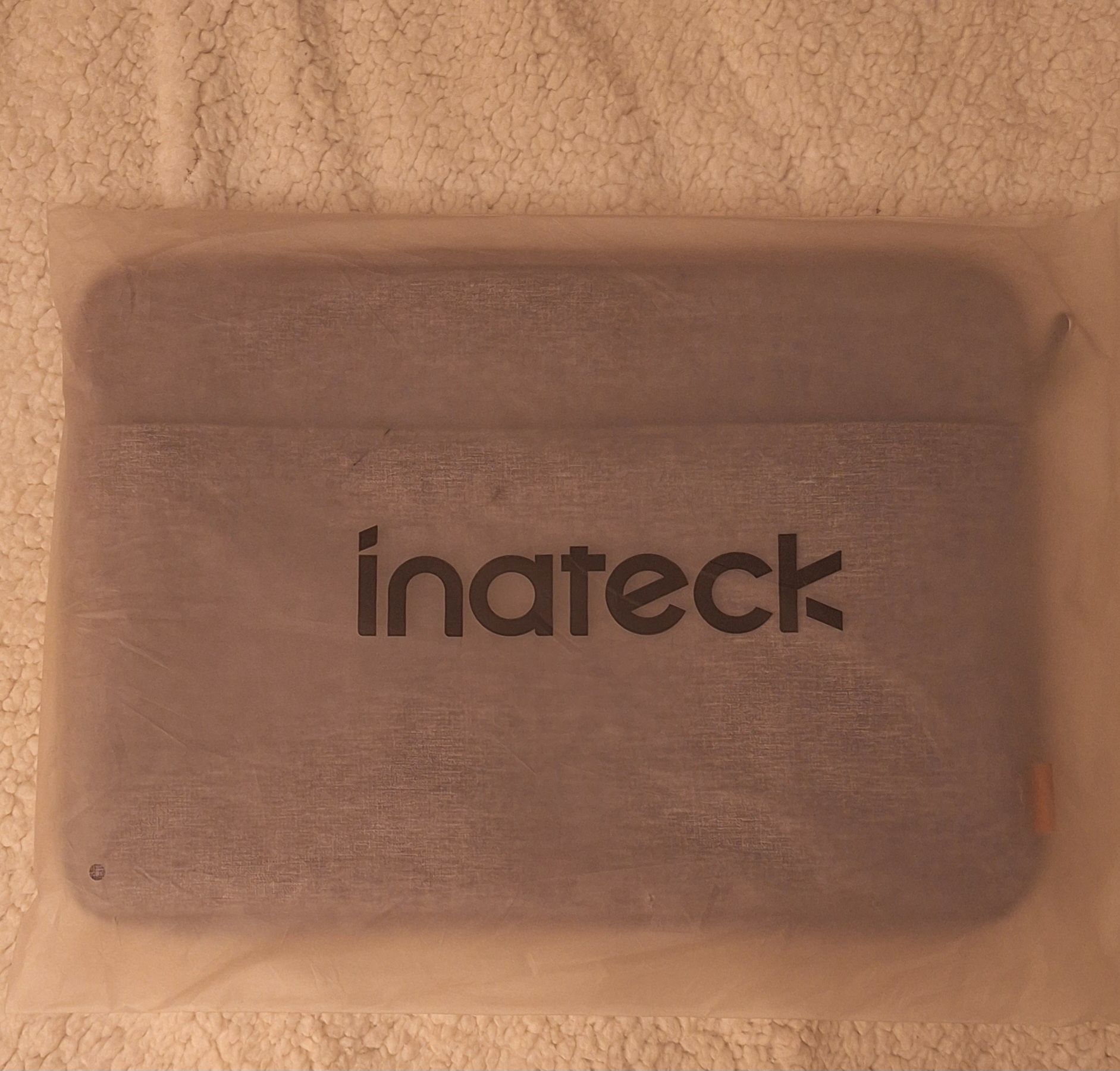 Vând geanta laptop/tabletă