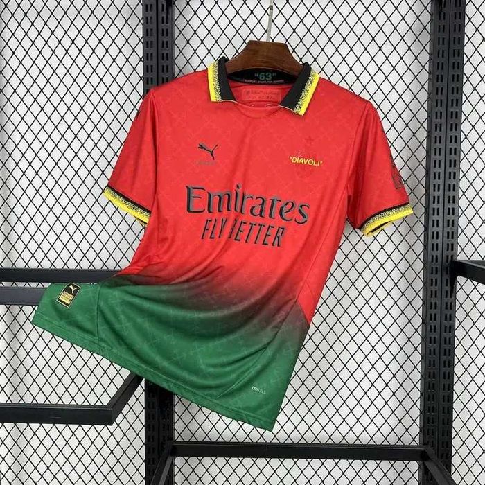 AC Milan  Off-White kit rosu (personalizabil)