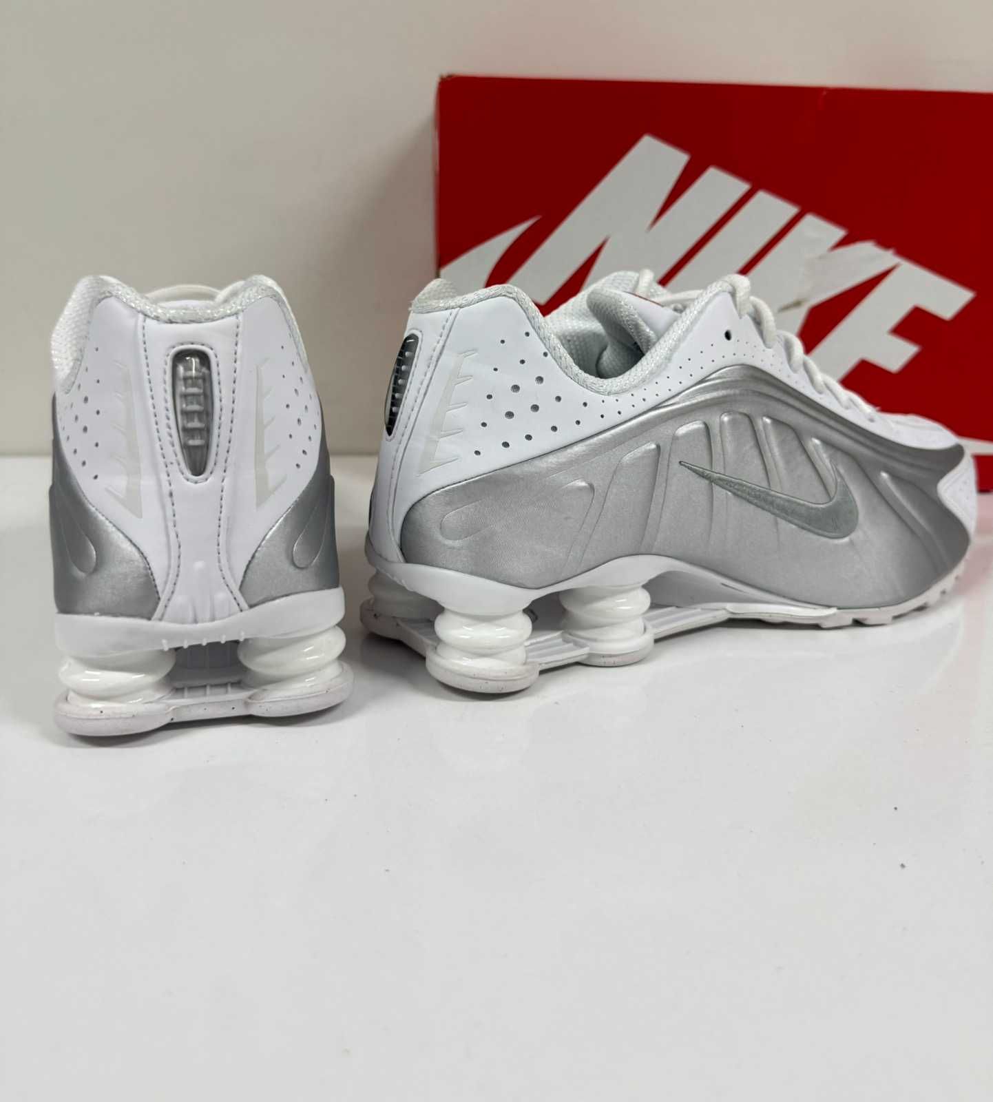 Nike Shox R4 White