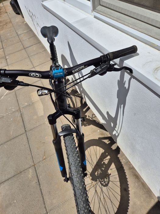 De vânzare Bicicleta cube.