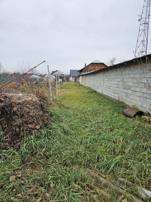 Vând casă p +m 250mp +teren  1200mp