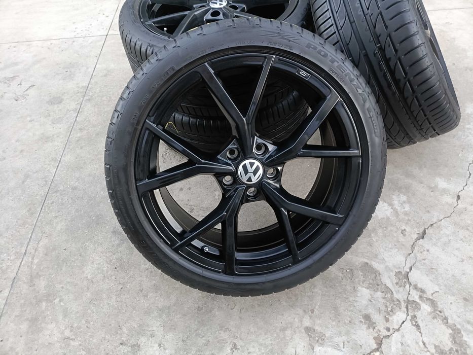 Roti vara 19 oem vw passat B8 CC 235 40 19 bridgestone potenza 7,8 mm