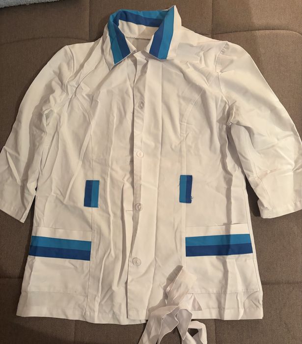 Продам медицинский костюм