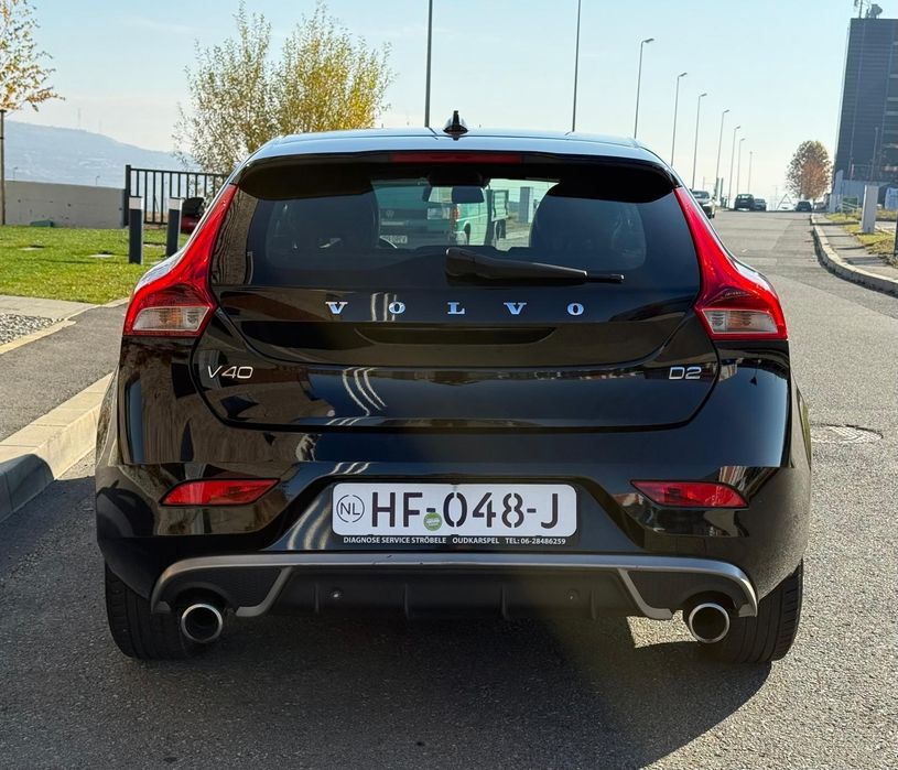 Volvo V40 R -Design 2016 bi xenon2.0 euro6