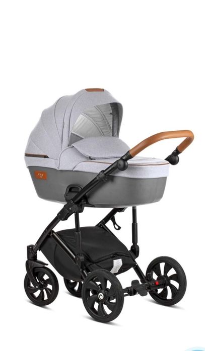 Продам детскую коляску