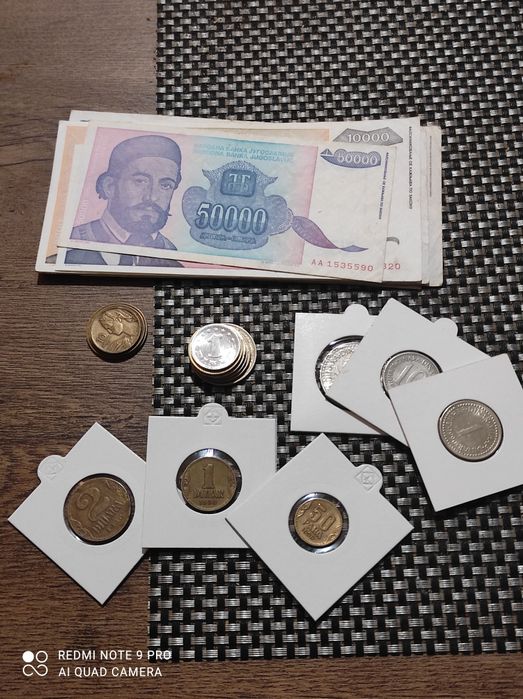 15 bancnote și 15 monede din Iugoslavia