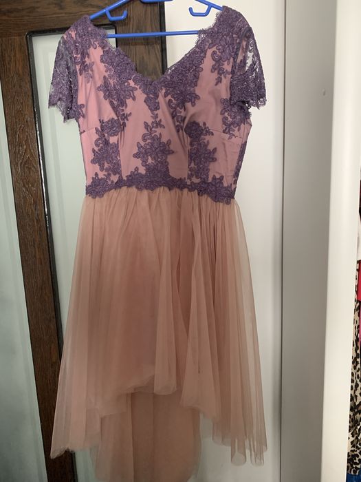 Vand rochie ocazie