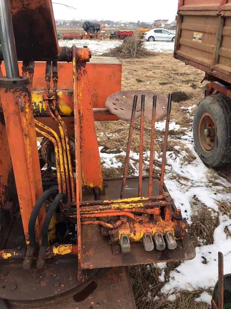 Escavator Tractor Spate