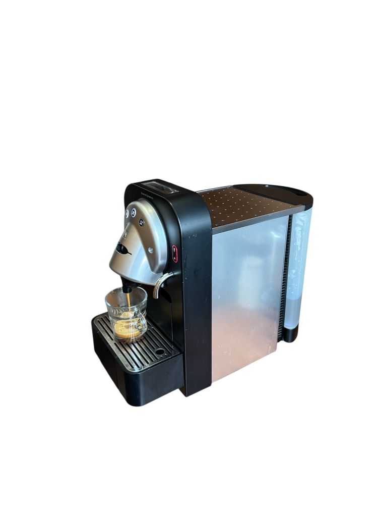 Espresor Nespresso Gemini CS100 Pro – Stare Excelentă + Cadou