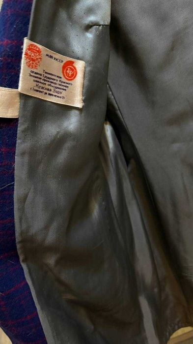 Продается пальто.