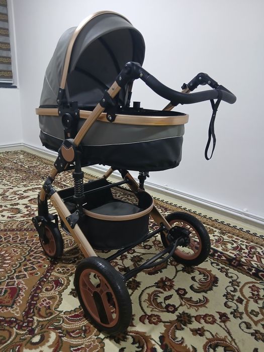 Продам детскую коляску