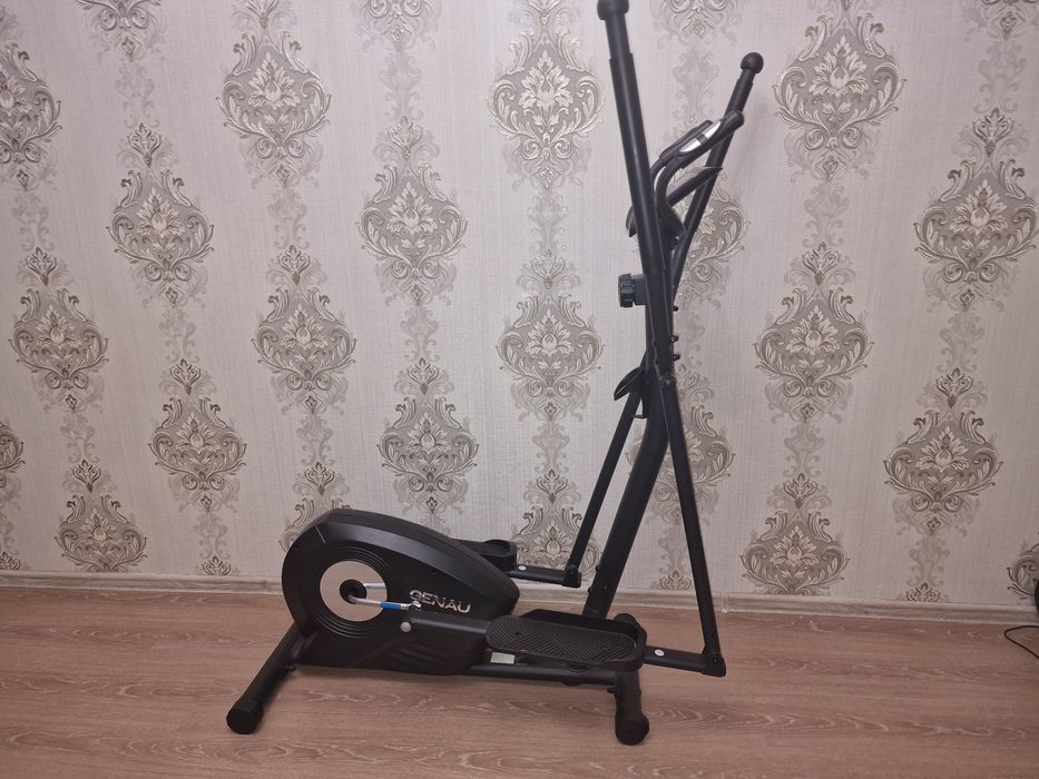Эллептический тренажер Genau Elliptical GN-100
