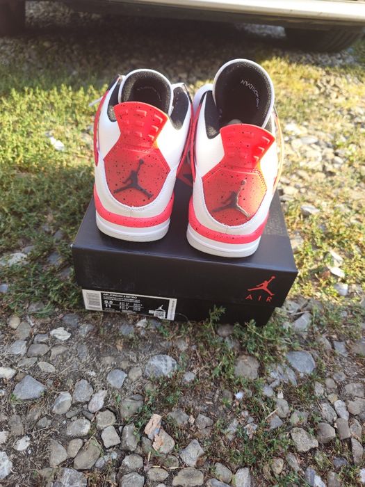 Jordan 4 red cement