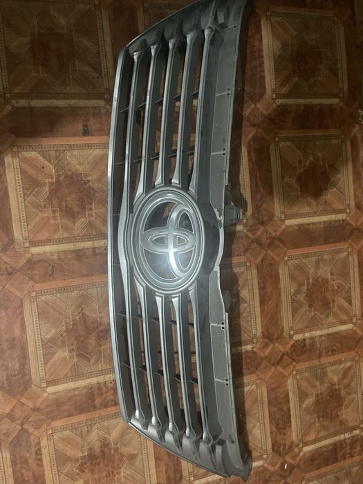 Продам доя авто решотку