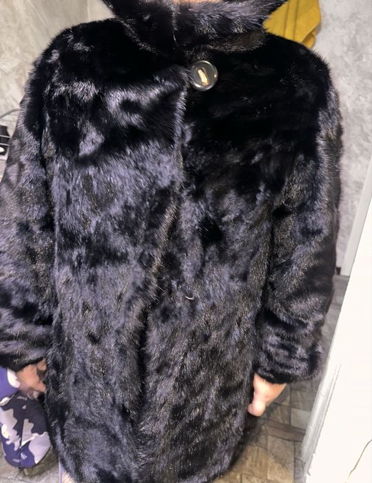 Продам норковую шубу