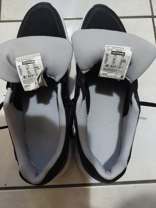 Adidași  alergare nr.45