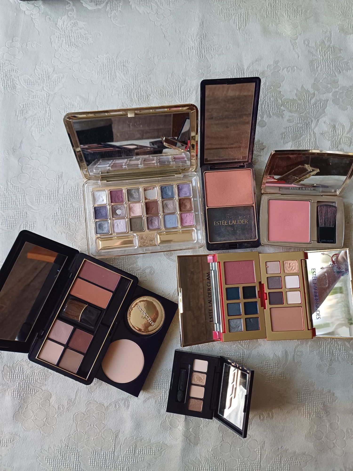 Сенки и червила Lancome, Dior, Estee Lauder