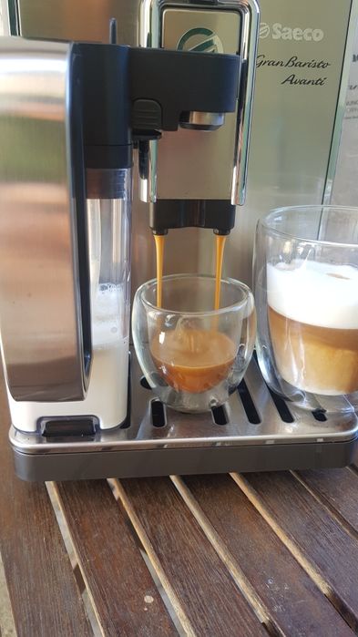 Кафемашина Saeco GranBaristo Avanti c bluetooth, тъч скрийн, БГ меню.