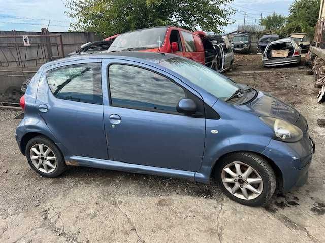 Dezmembrez Toyota Aygo 2008 1.0 benzina 50kw,68cp,1KR-FE,automata